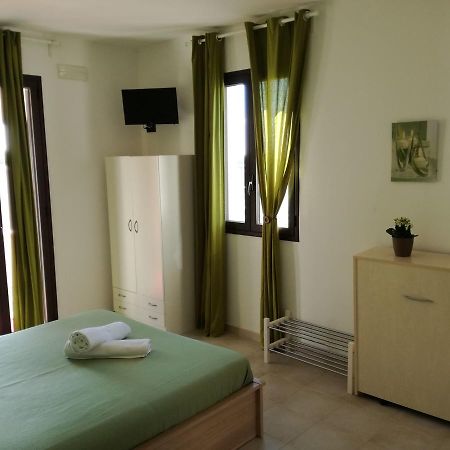La Casa Delle Farfalle Bed & Breakfast Сиракуза Екстериор снимка